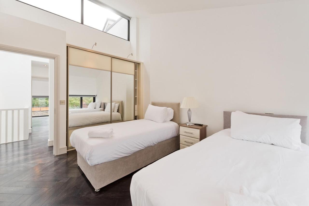The Van Morrison Suite - Hiphipstay Dublin Exterior foto
